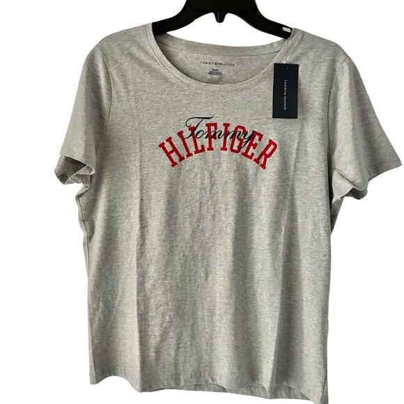 Tommy Hilfiger Tops - NWT Tommy Hilfiger M Fitted Gray T-shirt Top